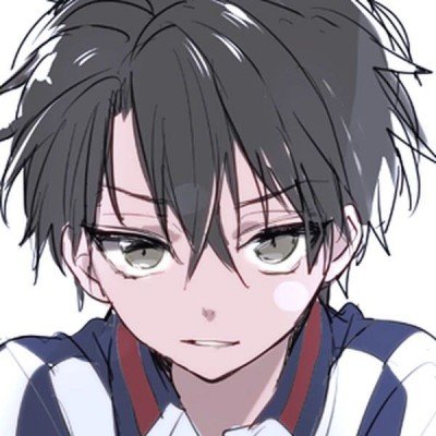67岁男子闯红灯被三车连撞